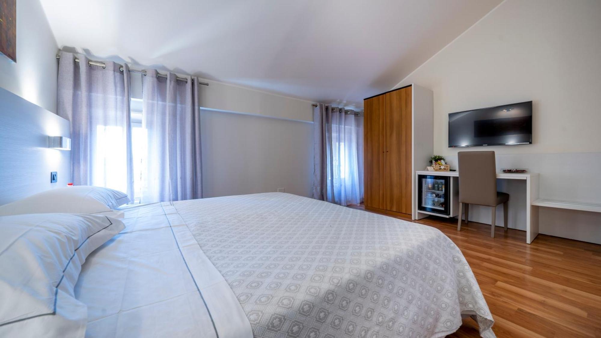 Albergo Ligabue Guastalla Ngoại thất bức ảnh