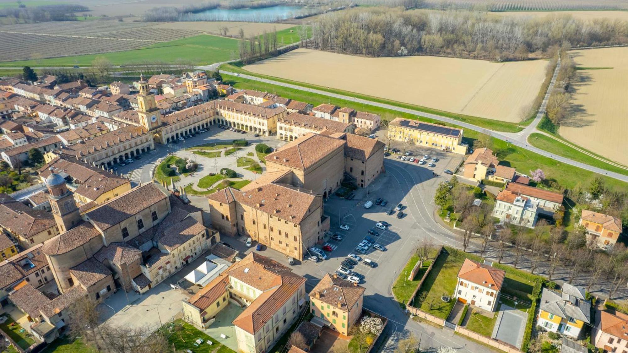 Albergo Ligabue Guastalla Ngoại thất bức ảnh